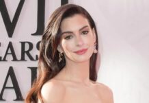 Енн Хетеуей приміряє темну естетику у новій зйомці для Vogue Australia