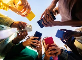 Від спортивного культу до цифрових алгоритмів: зростаюча криза використання стероїдів серед підлітків