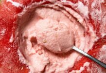 Não corte a melancia: em vez disso, faça esta guloseima congelada com 2 ingredientes