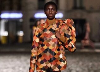 Patchwork Moda Trendi: Eski Kumaşlarla Benzersiz Tarz Yaratmak
